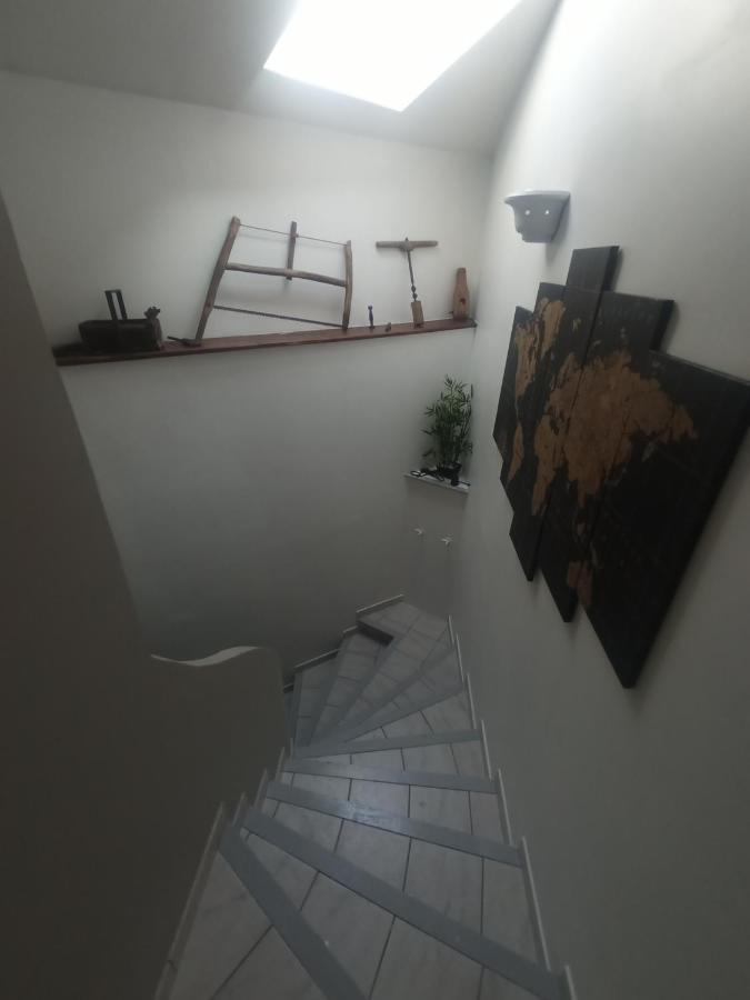 La Maison Sous Le Chateau Tallard Dış mekan fotoğraf